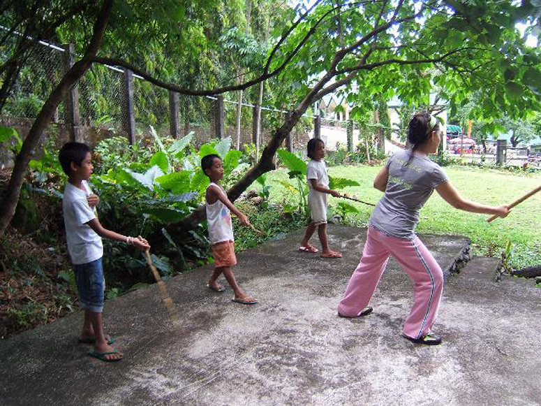 May teaching Children - Philippines 2007